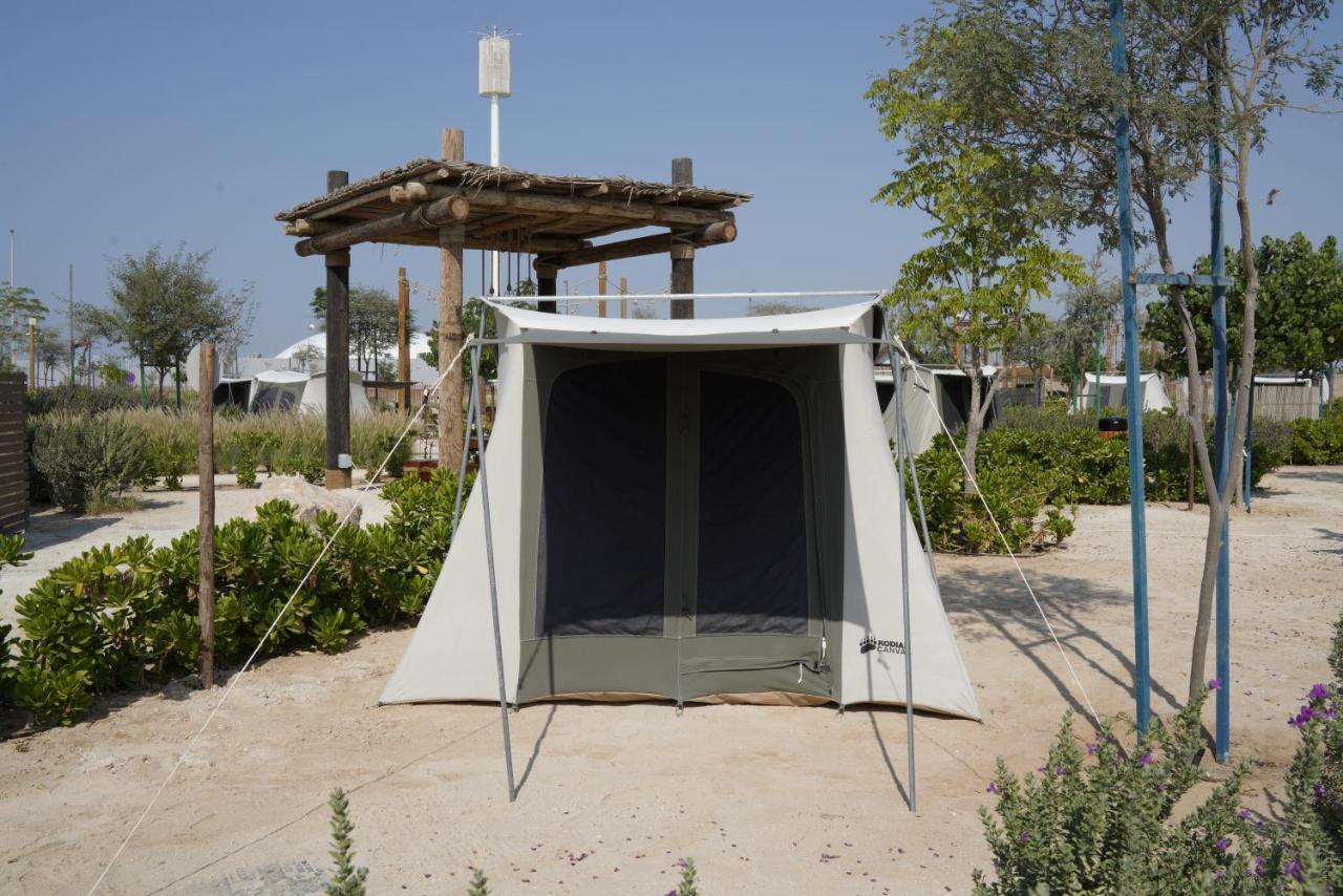 מלון אבו דאבי Bab Al Nojoum Hudayriyat Camp מראה חיצוני תמונה